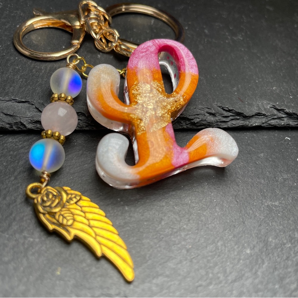 Custom Rose Quartz Initial Letter “ L” Keychain with Gold Accents - Picture 3 of 5